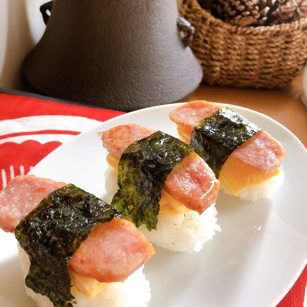 スパム風おにぎり レシピ 作り方 By うめ店長 楽天レシピ スパム風おにぎり レシピ 作り方 By うめ店長 楽天レシピ